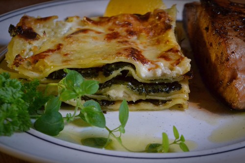 Lasagne med grönkål och ostsås – Chili con Karin